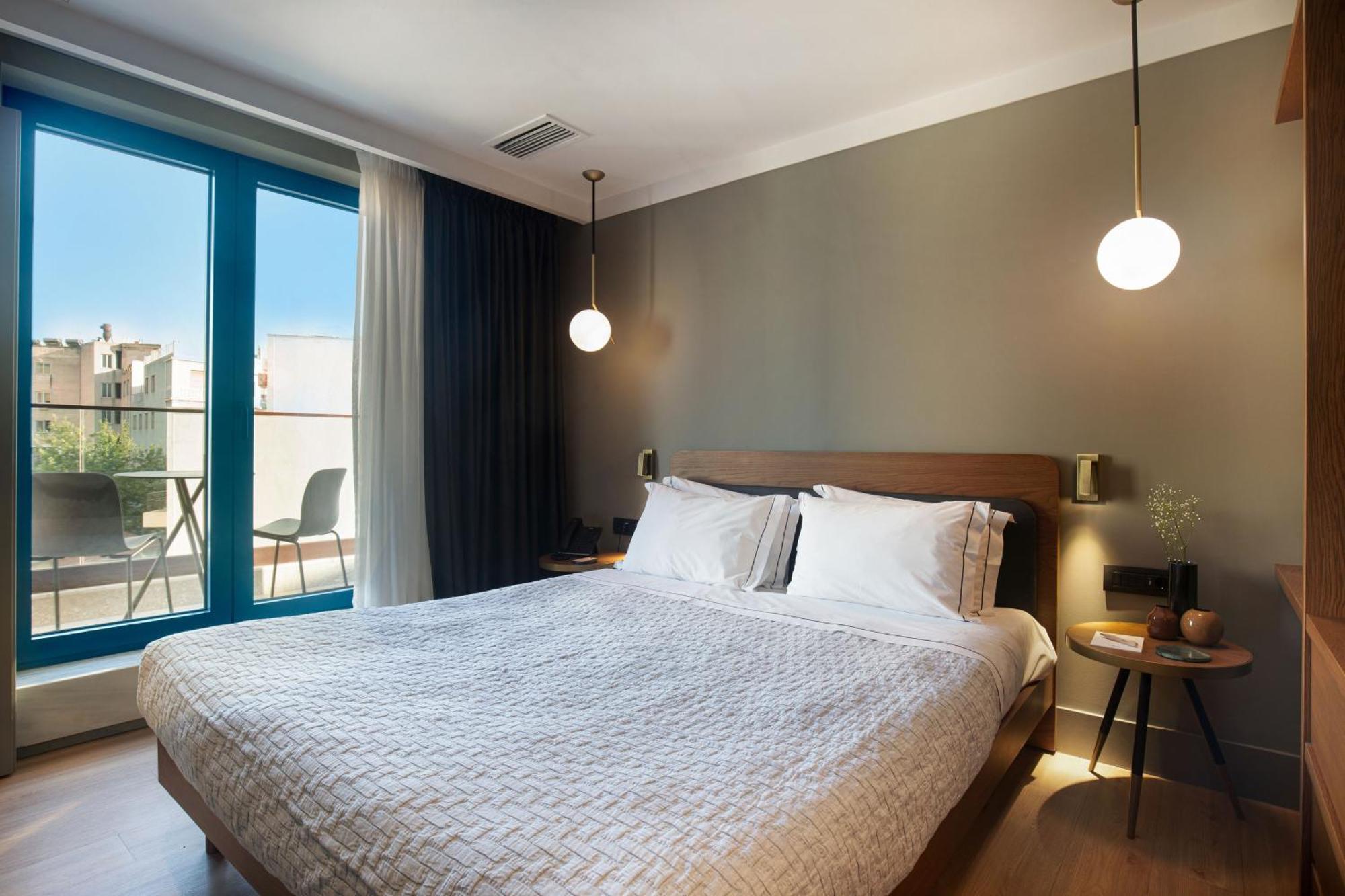 Hotel Bob W Eolou Atenas Exterior foto