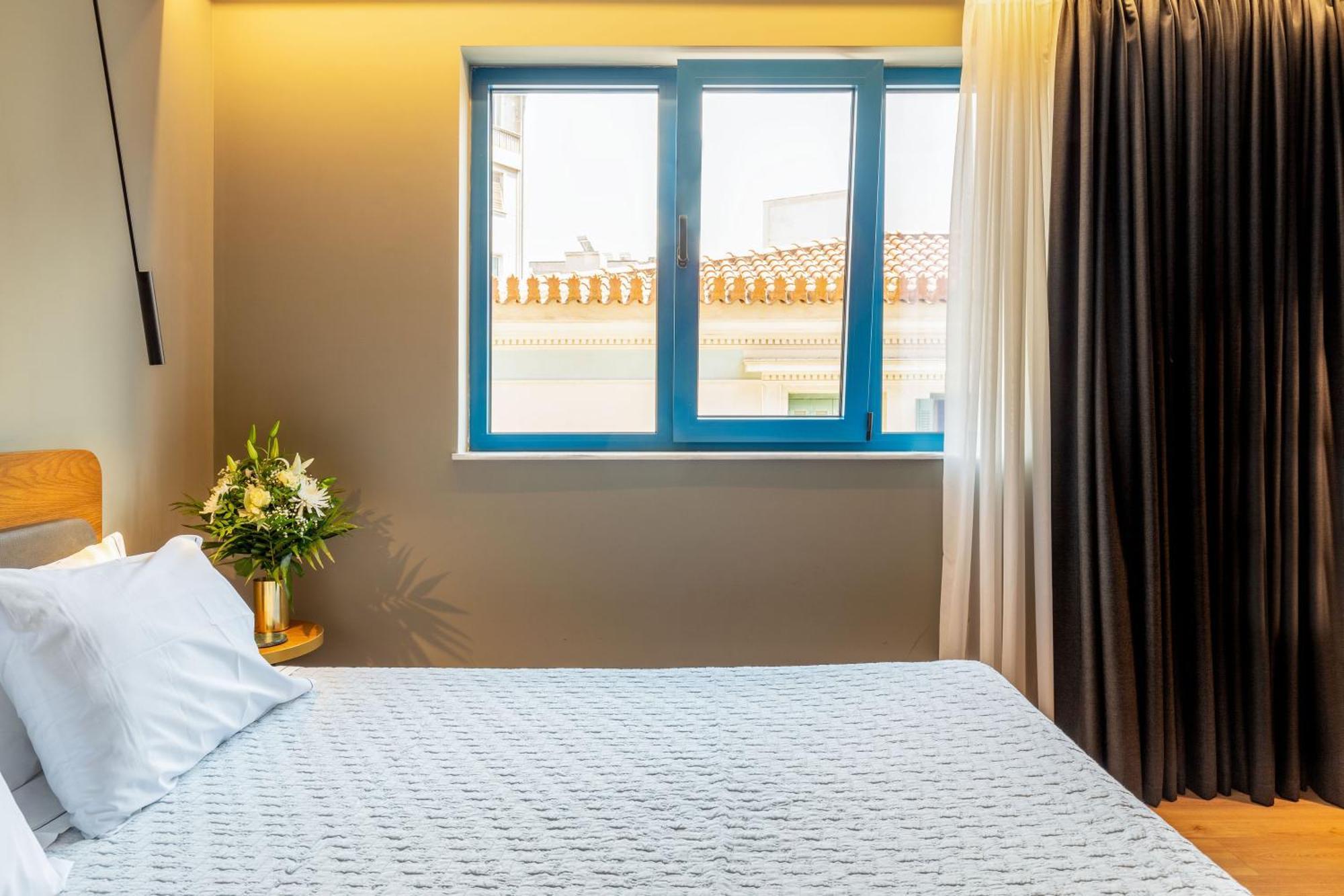 Hotel Bob W Eolou Atenas Exterior foto