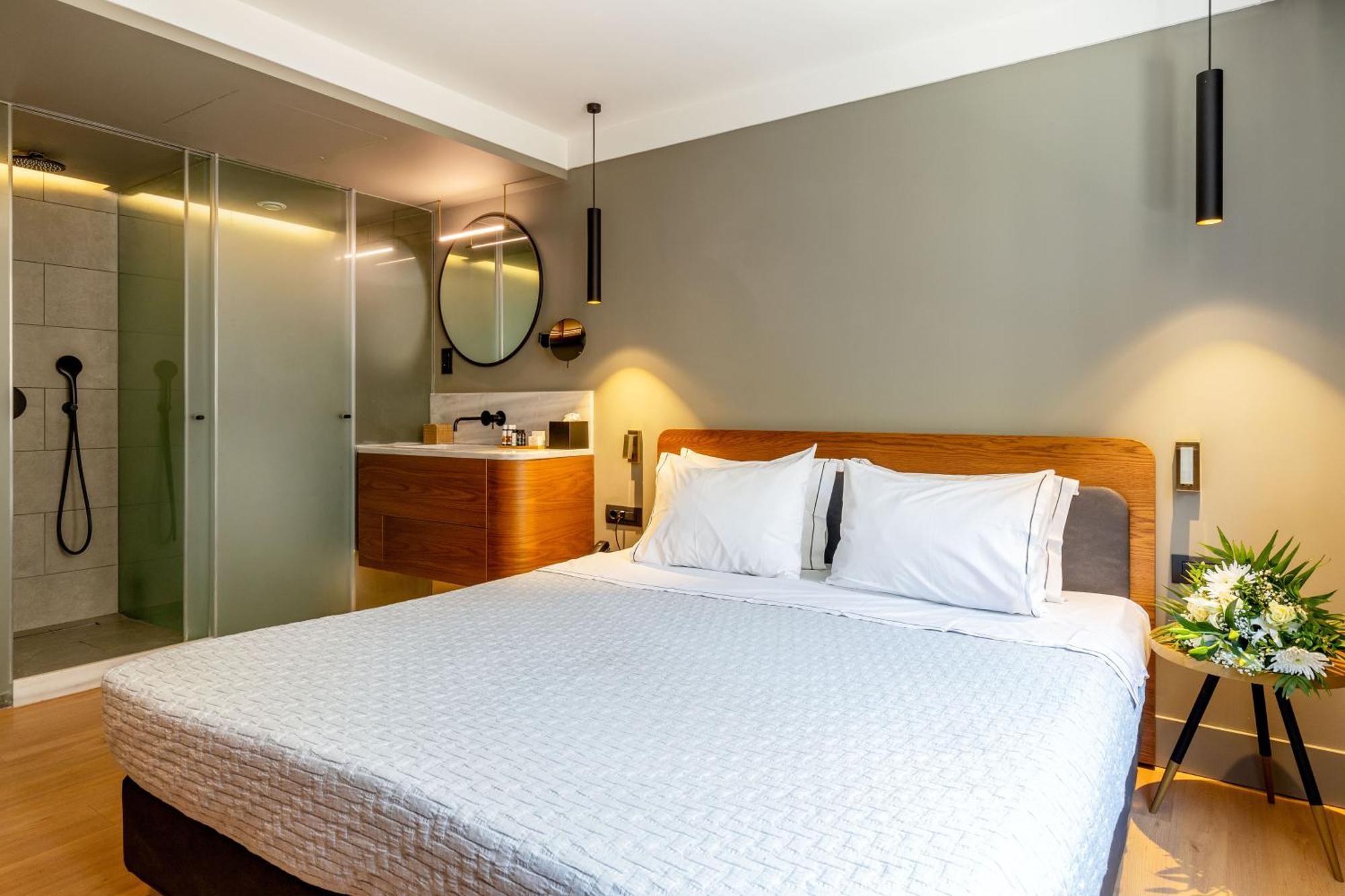 Hotel Bob W Eolou Atenas Exterior foto